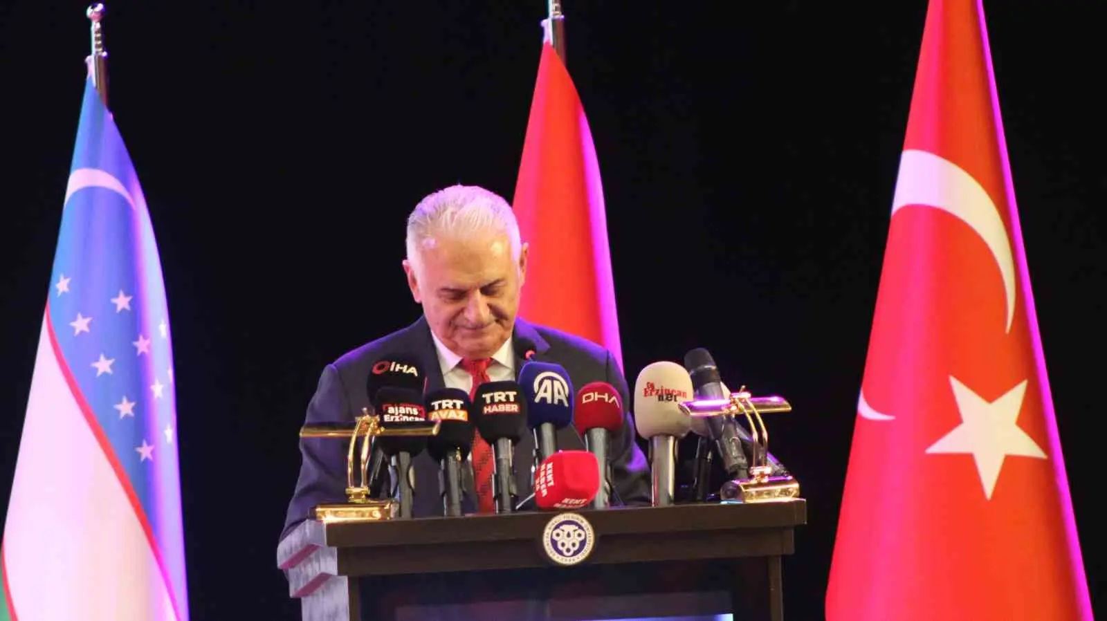 Türkiye’nin son Başbakanı ve Türk Devletleri Teşkilatı Aksakallılar Heyeti Başkanı