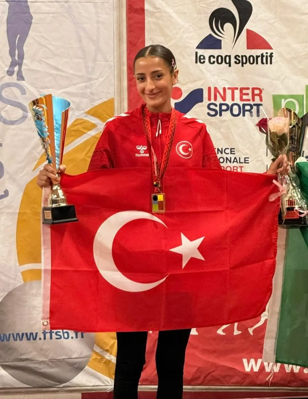 Bursa Büyükşehir Belediyesporlu Nazmiye Ak, Fransa’da düzenlenen Gençler Bocce Dünya