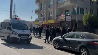 Bursa’nın Nilüfer ilçesinde 1 kişi, takip ettiği eski sevgilisini kafede