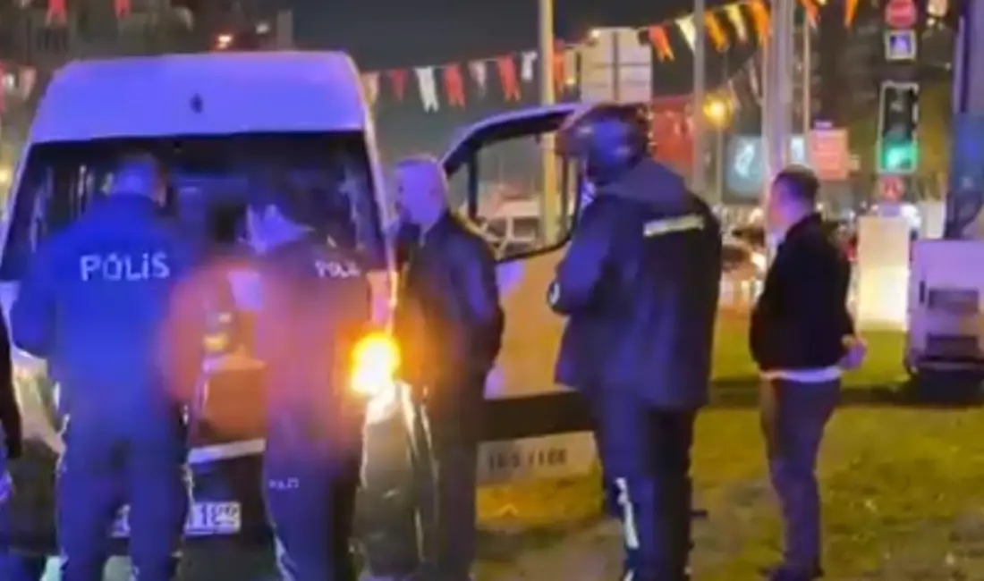 Bursa’da yolun karşısına geçmek isterken servis aracının çarptığı yaya ağır