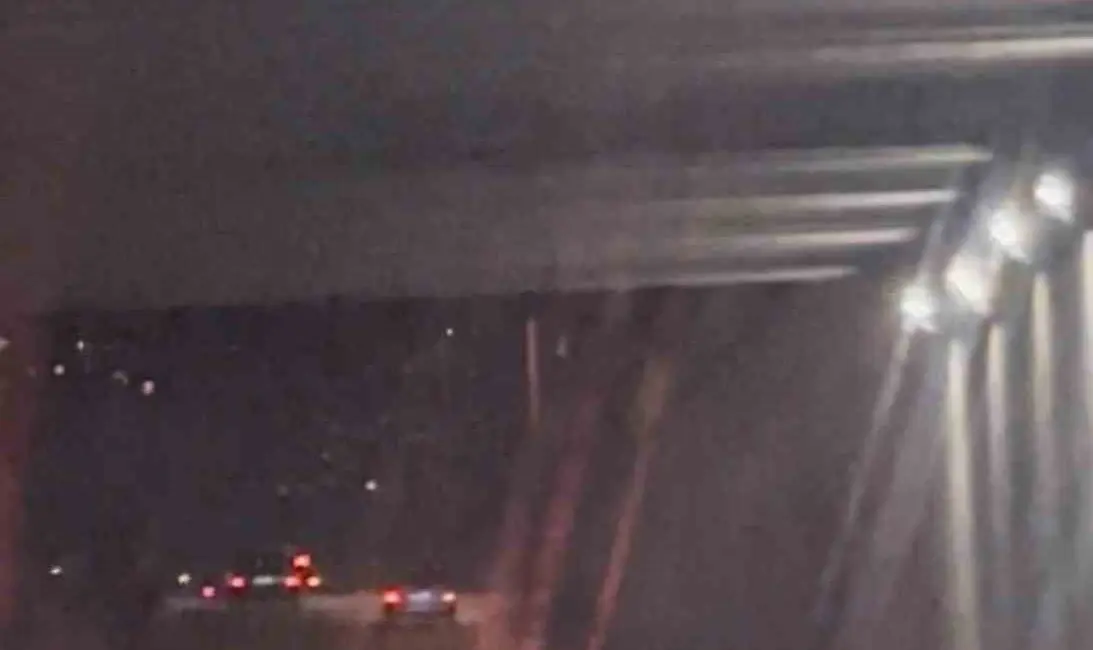 Bursa’da makas atan ve tehlikeli şekilde şerit değiştiren sürücüler kameraya