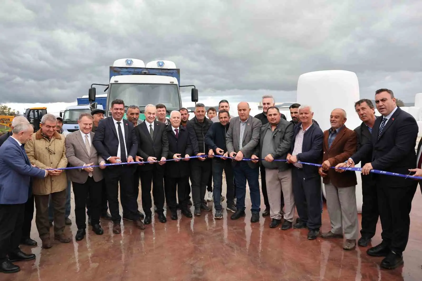 Bursa Büyükşehir Belediyesi, girdi maliyetleri artan üreticiye nefes olmaya devam