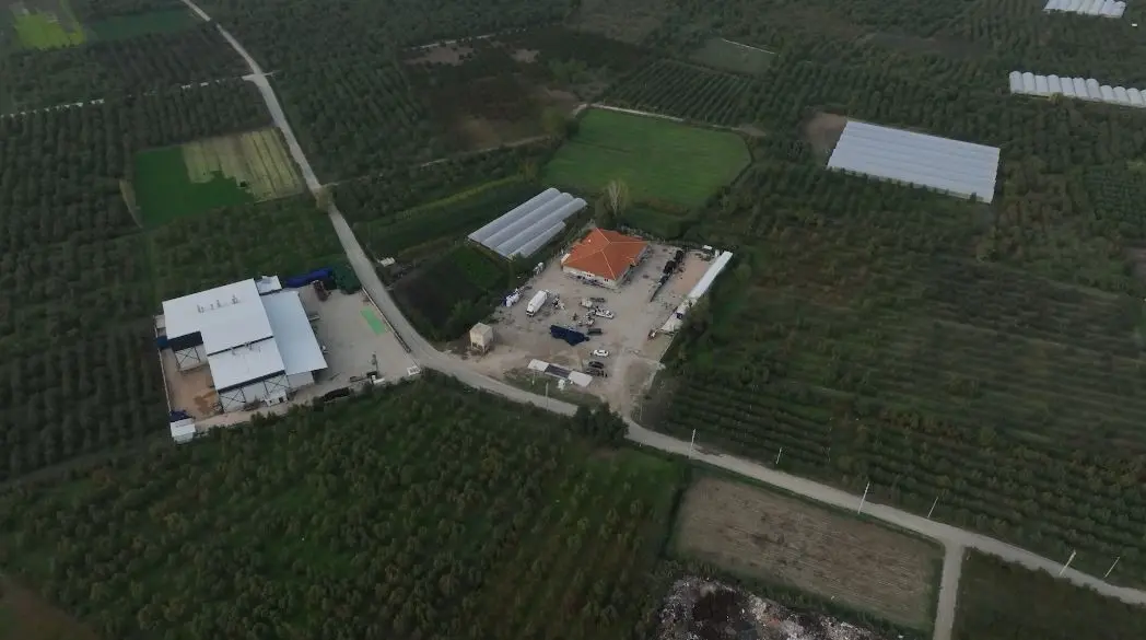 Bursa Büyükşehir Belediyesi, çiftçiyi destekleyerek üretimi artırmak ve bölgeye gelen