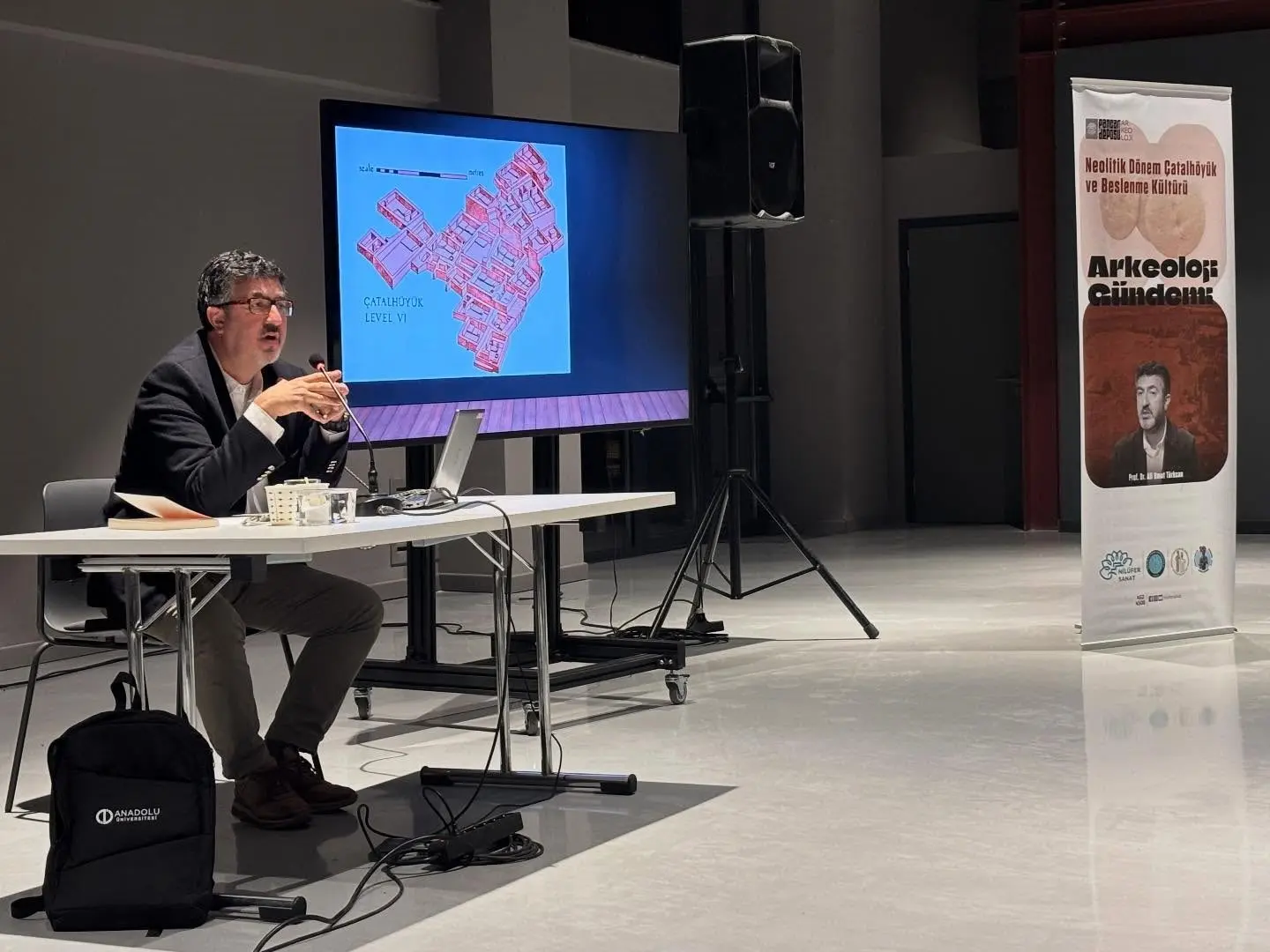 Nilüfer Belediyesi’nin düzenlediği “Arkeoloji Gündemi” söyleşileri, bu ay Anadolu tarihine