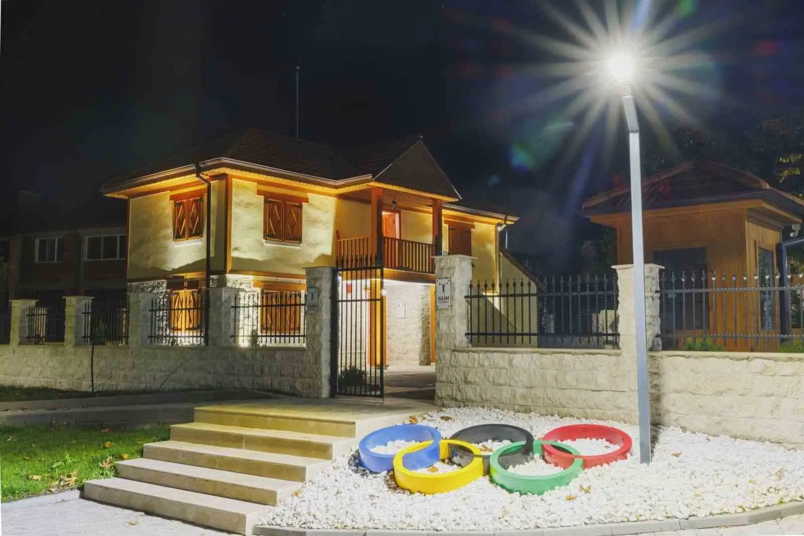 Bulgaristan doğumlu dünya halter şampiyonu ve “Cep Herkülü” olarak anılan