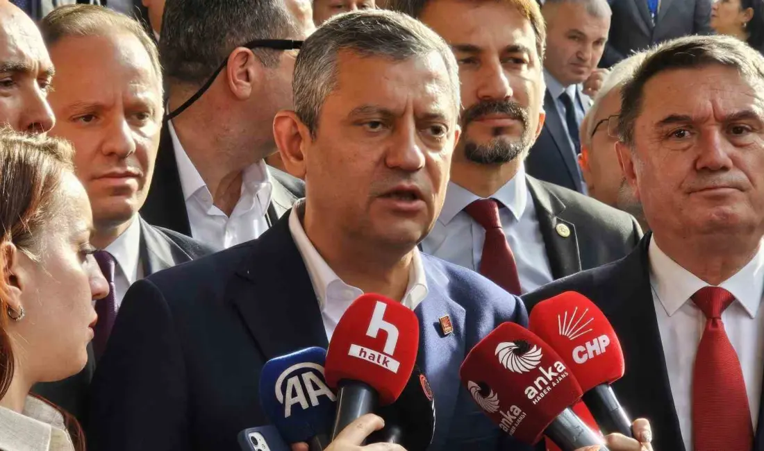 Cumhuriyet Halk Partisi (CHP) Genel Başkanı Özgür Özel, Zonguldak Belediye