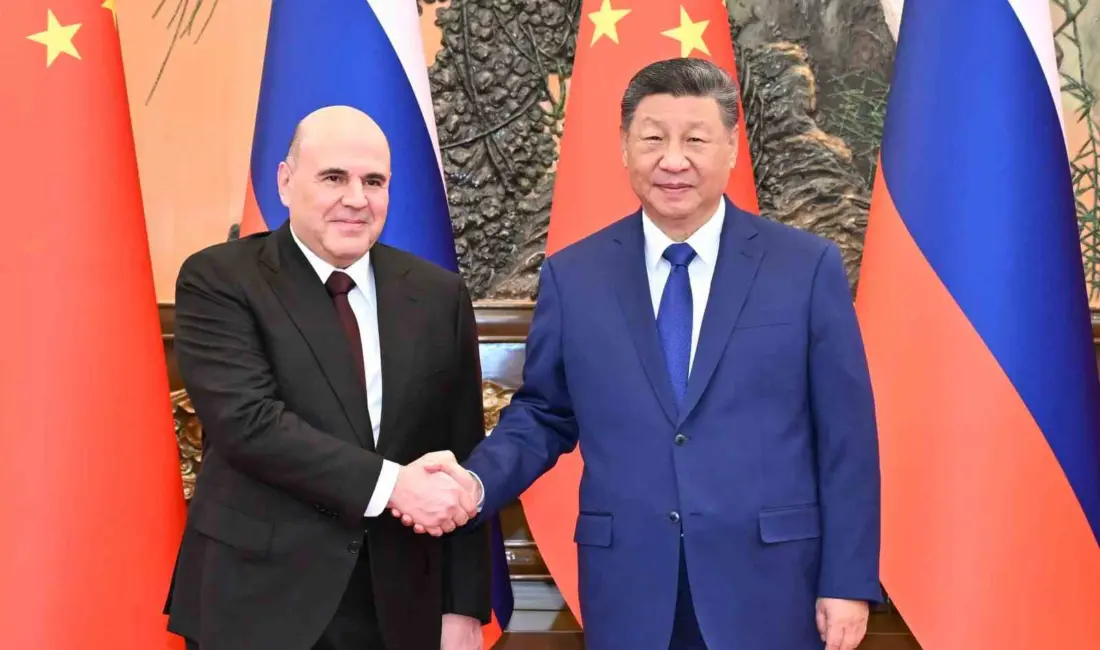 Çin Devlet Başkanı Xi Jinping, Rusya Başbakanı Mihail Mişustin ile