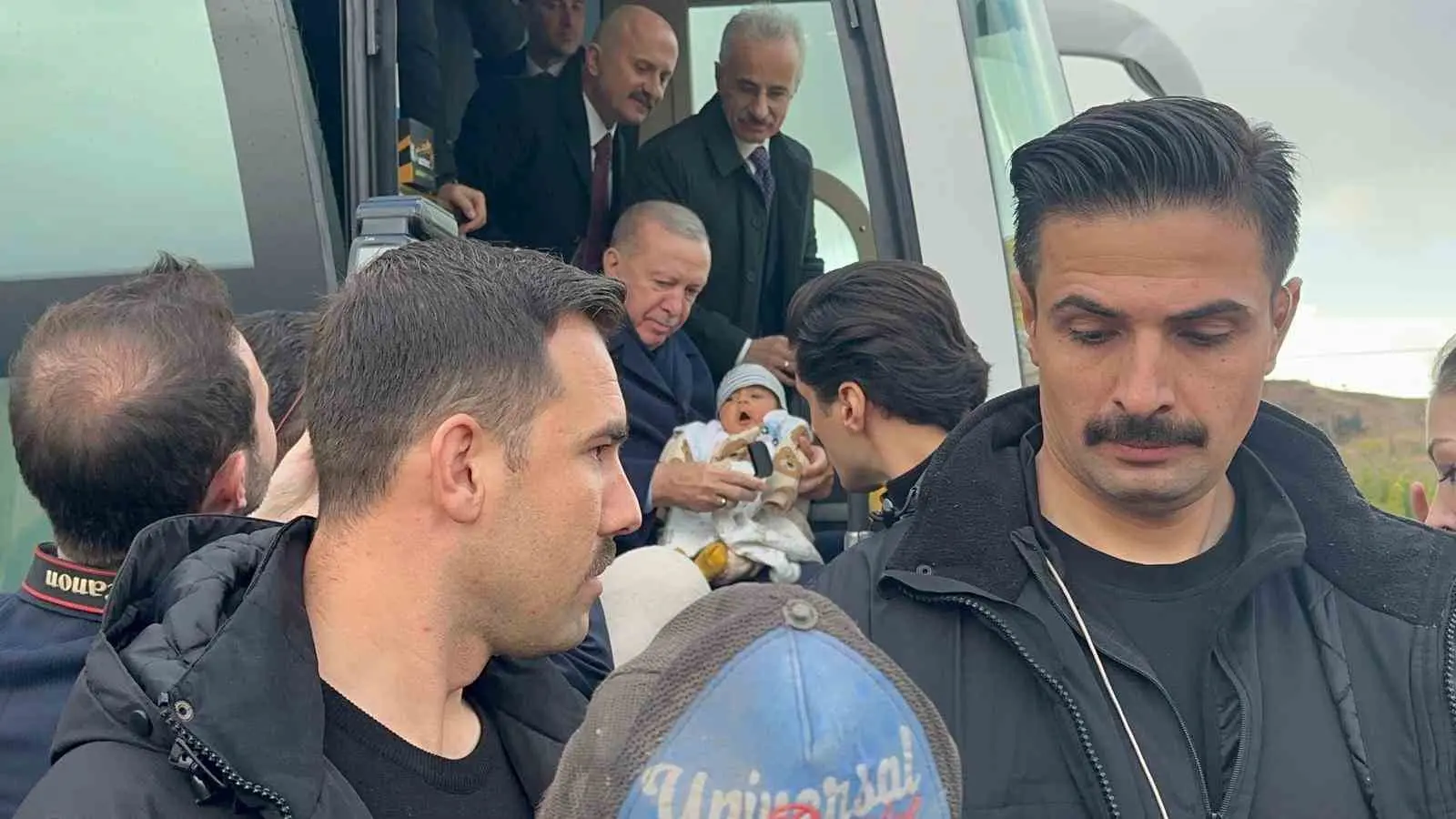 Adıyaman’da düzenlenecek olan 350 bininci deprem konutun anahtar teslimi için