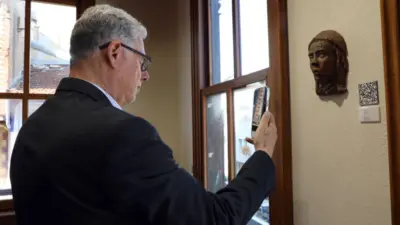 Mudanya Belediyesi, sanatı herkes için erişilebilir kılmak amacıyla Cumhuriyet Galerisi’nde