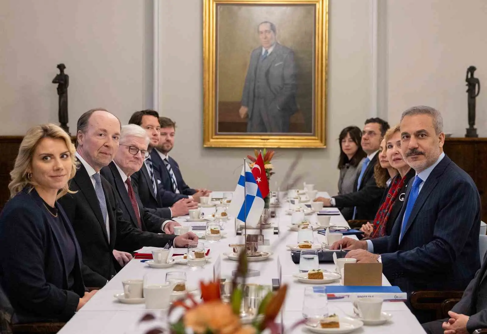 Dışişleri Bakanı Hakan Fidan, Finlandiya Parlamento Başkanı Jussi Halla-aho ile