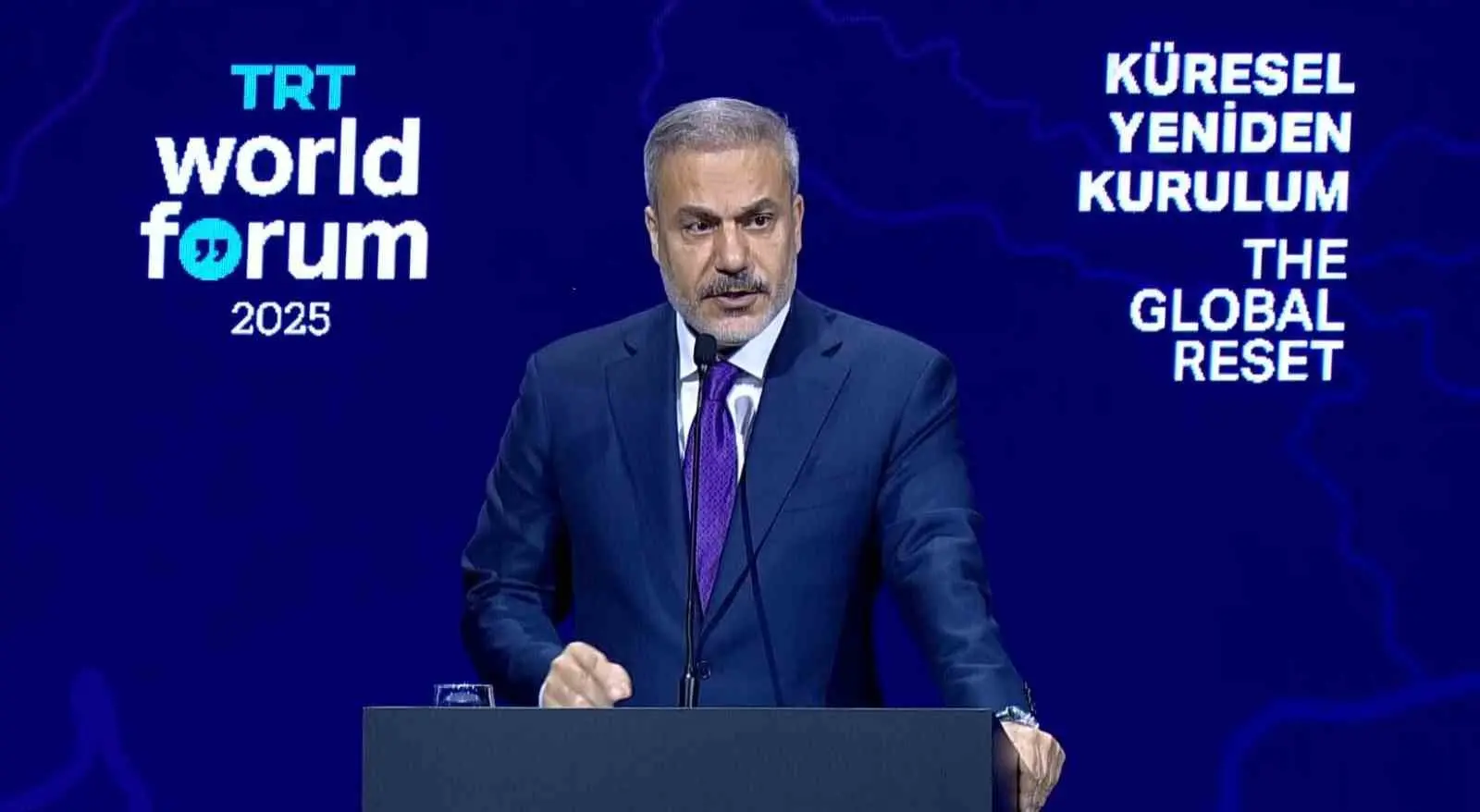 Dışişleri Bakanı Hakan Fidan, İstanbul’da TRT World Forum kapsamında düzenlenen