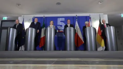 Almanya Savunma Bakanı Boris Pistorius, Almanya’nın başkenti Berlin’de “Avrupa Beşlisi”