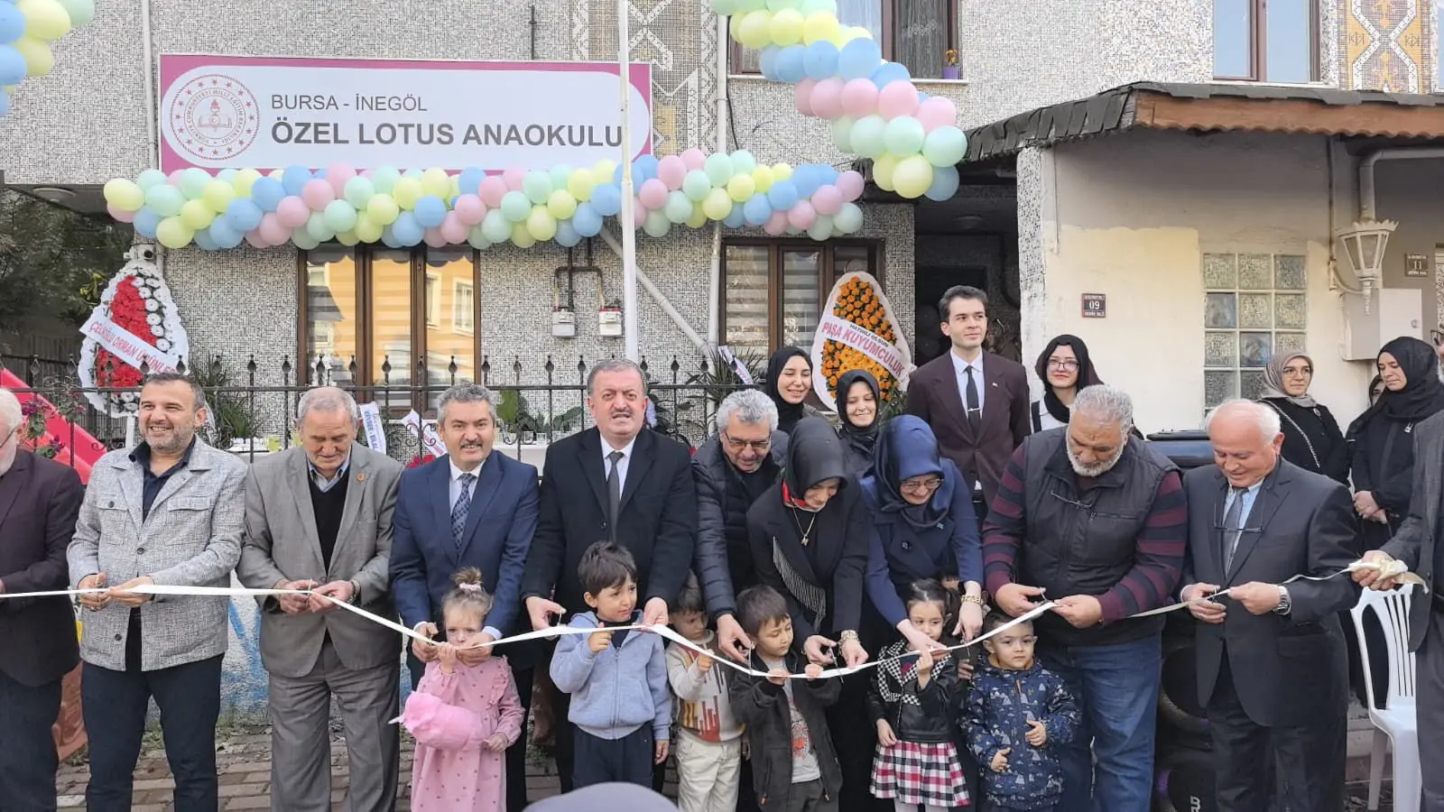 Kuruculuğunu Emine Güçlü ve Kardeşlerin yaptığı Özel Lotus Ana Okulu