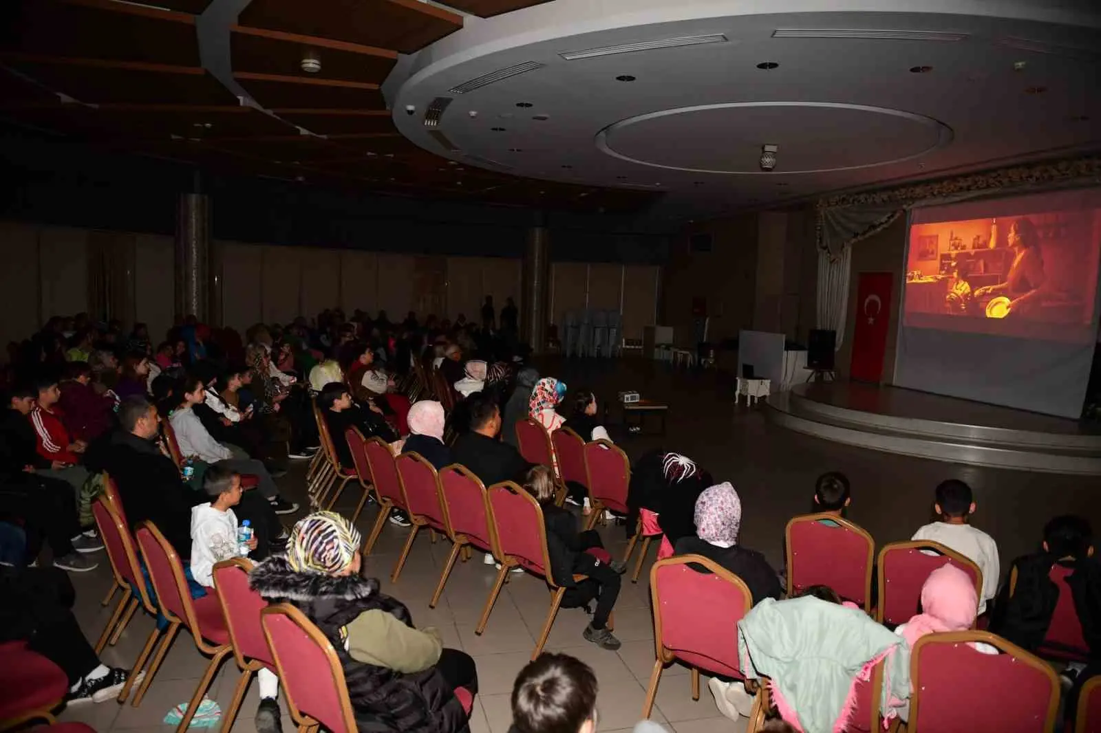 Dünya ve Türk spor tarihine adını altın harflerle yazdıran Naim