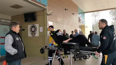 Bursa’nın İnegöl ilçesinde meydana gelen kazada kontrolden çıkan otomobil şarampole