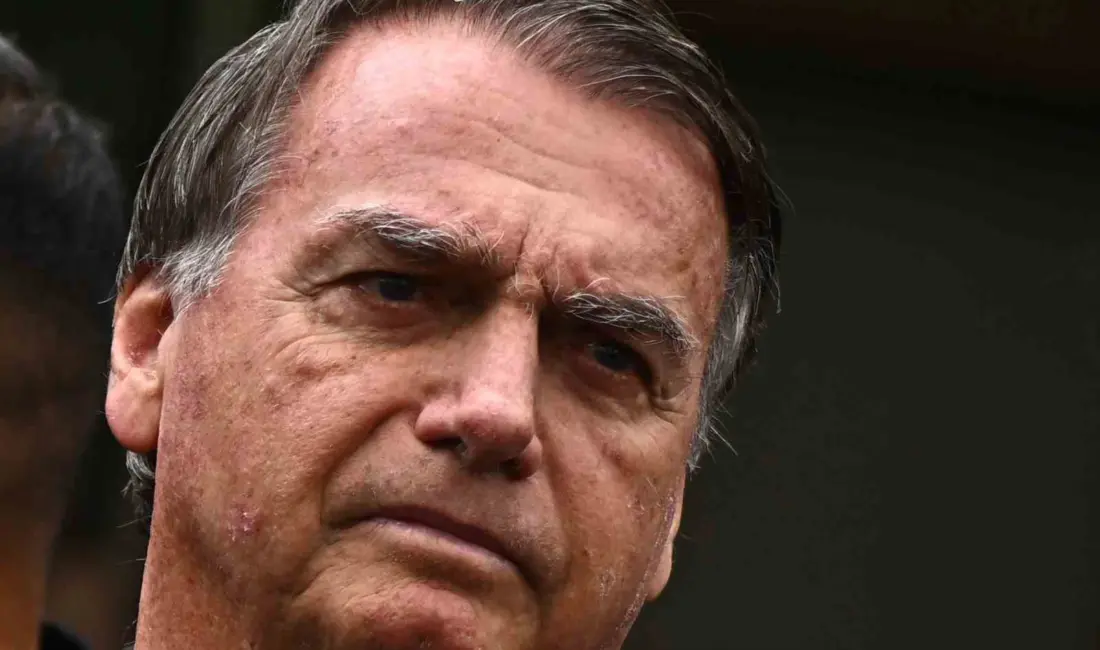 Brezilya’da ev hapsinde tutulan eski Devlet Başkanı Jair Bolsonaro, destekçileri
