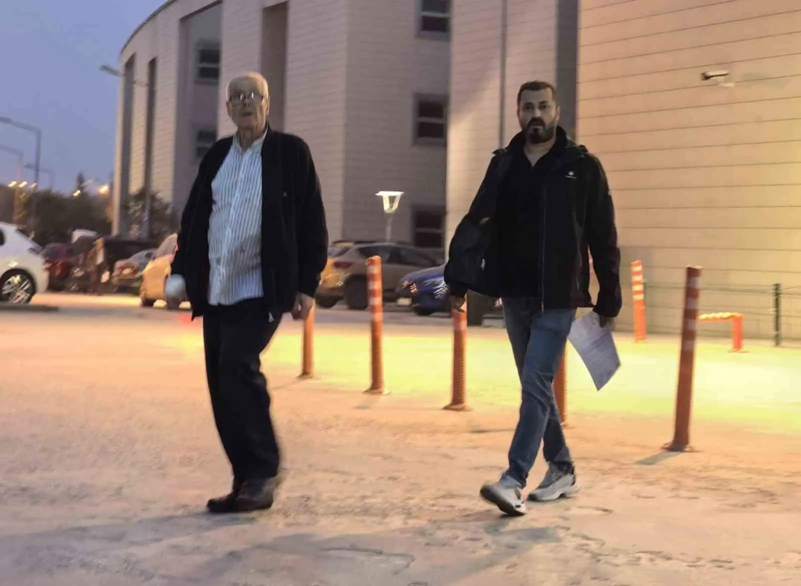 Bursa’nın İnegöl ilçesinde boşandığı eşinin başkasıyla evlendiğini öğrenen şahıs, eski