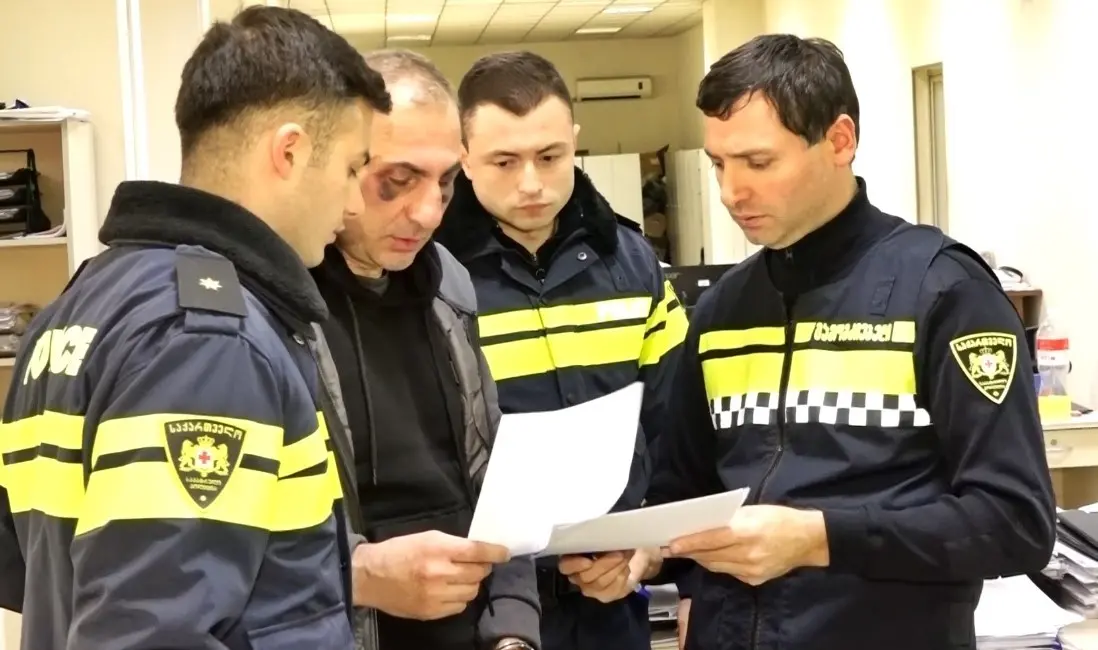 Gürcistan’ın muhalefetindeki “Güçlü Gürcistan” koalisyonunun liderlerinden Vatandaşlar Partisi Genel Başkanı