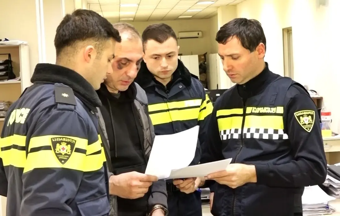 Gürcistan’ın muhalefetindeki “Güçlü Gürcistan” koalisyonunun liderlerinden Vatandaşlar Partisi Genel Başkanı