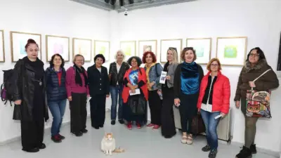 Nilüfer Belediyesi, eski baskı tekniklerini çiçek sevgisiyle buluşturan sanatçı Tülin