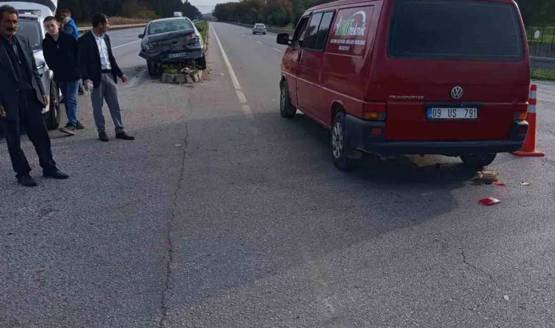 Bursa’nın Karacabey ilçesinde kural ihlali kazaya neden oldu. İki otomobilin