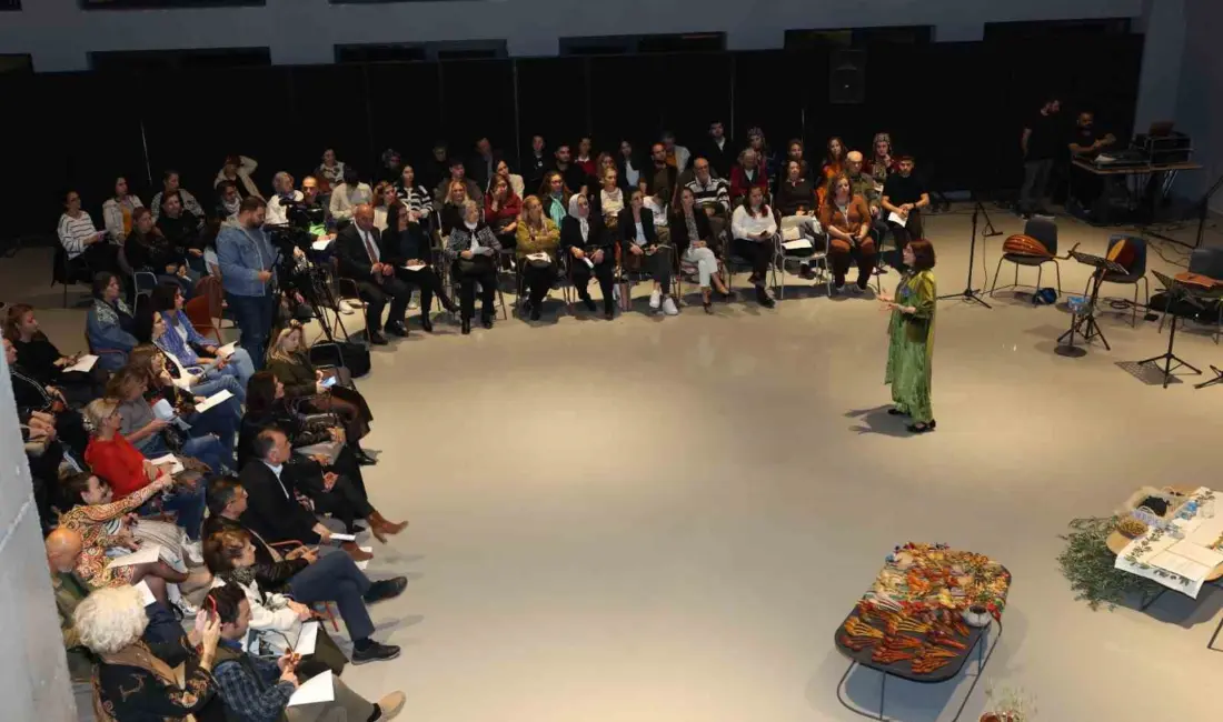 Nilüfer Belediyesi’nin “Gastroetnomüzikolojik Kaynatmalar” söyleşi dizisinin ikinci etkinliğinde, Anadolu’nun kaşık