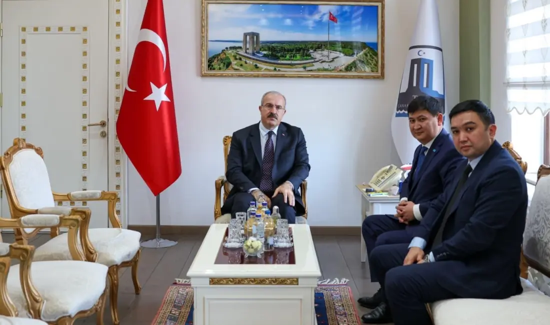 Kazakistan Cumhuriyeti İstanbul Başkonsolosu Nuriddin Amankul, Çanakkale Valisi Doç. Dr.