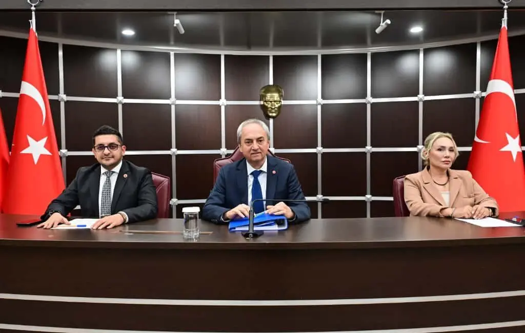 Kepez Belediyesi’nin Kasım Ayı Meclis toplantısında konuşan Başkan Mesut Kocagöz,