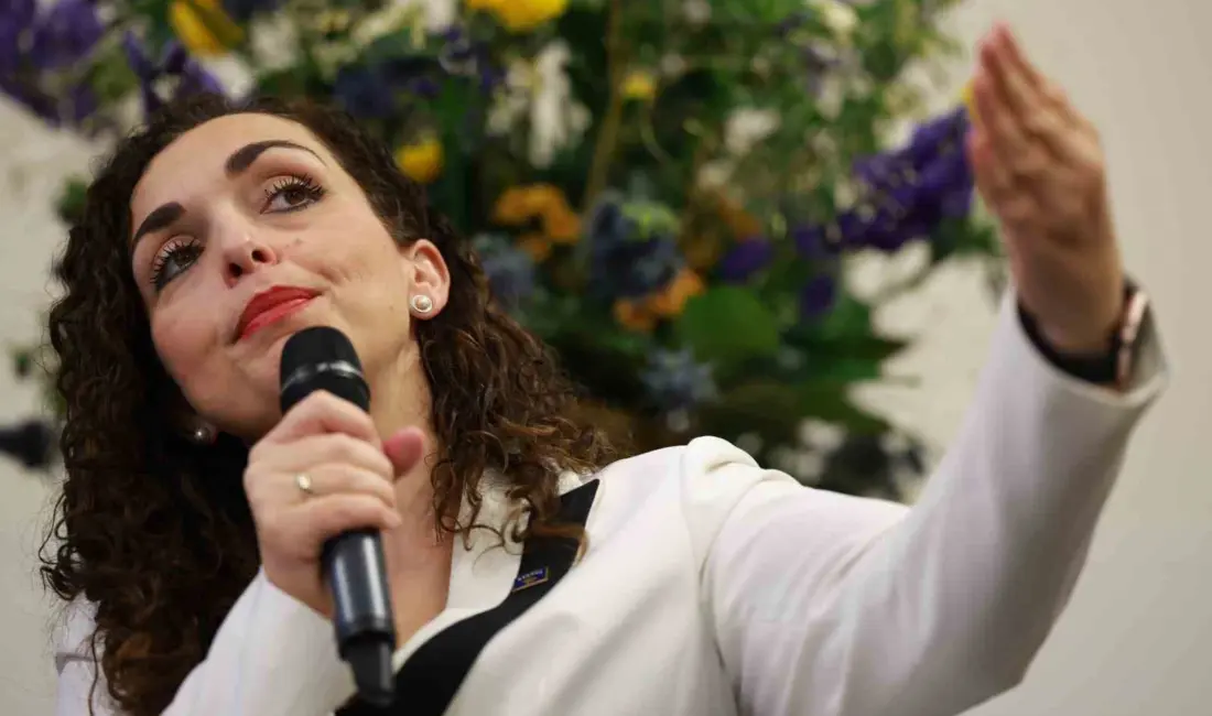 Kosova Cumhurbaşkanı Vjosa Osmani, erken parlamento seçimlerinin 28 Aralık’ta yapılacağını