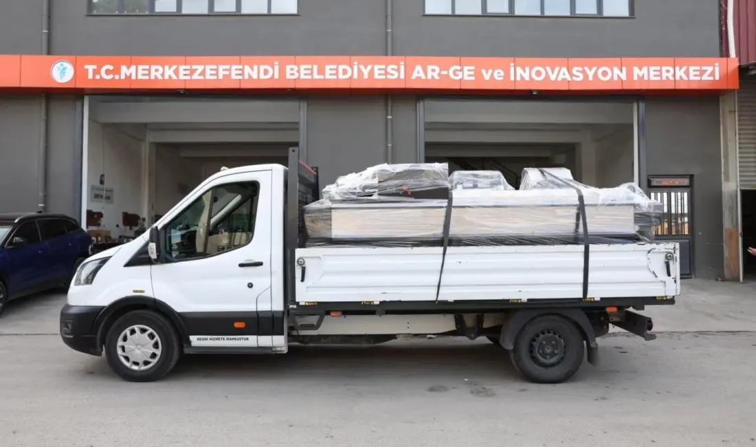 Merkezefendi Belediyesi’nin Ar-Ge ve İnovasyon Merkezi’nde üretilen mama makineleri, yeni