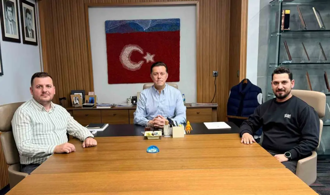 AK Parti Eskişehir Milletvekili Nebi Hatipoğlu, görev sürelerini tamamlayan Odunpazarı