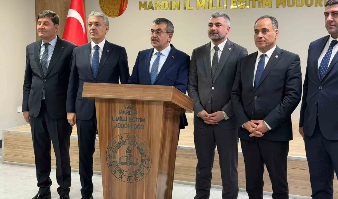 Milli Eğitim Bakanı Yusuf Tekin, 2002-2003 eğitim öğretim yılında Mardin’de