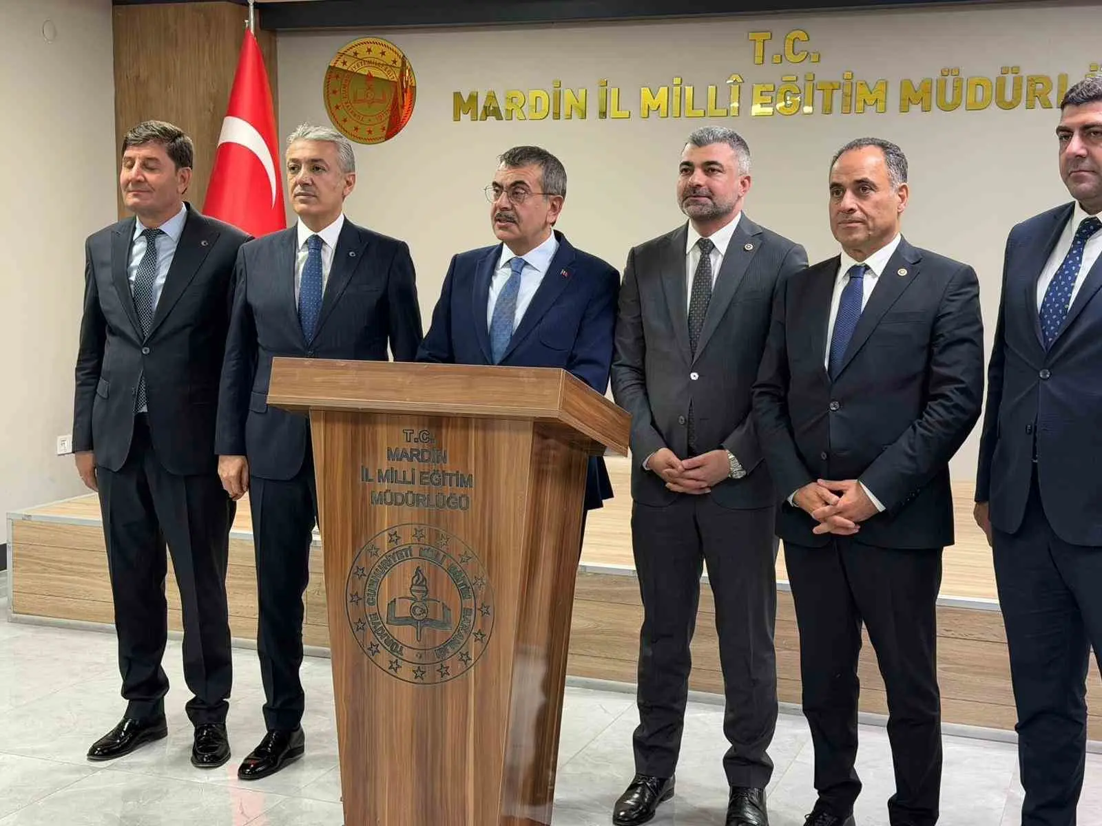 Milli Eğitim Bakanı Yusuf Tekin, 2002-2003 eğitim öğretim yılında Mardin’de