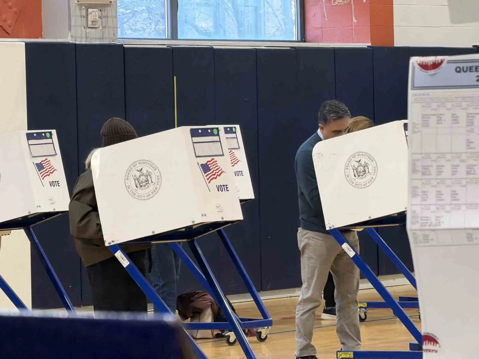 ABD’nin New York şehrinde bugün yapılan belediye başkanlığı seçiminde Demokrat