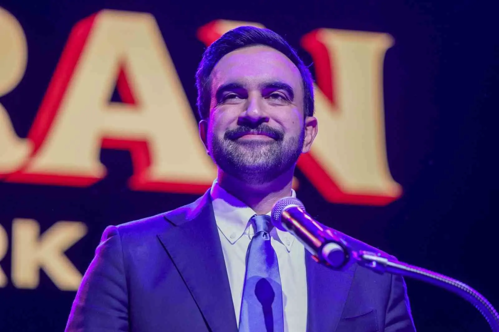 ABD’nin New York şehrinde yapılan belediye başkanlığı seçimini Demokrat Parti
