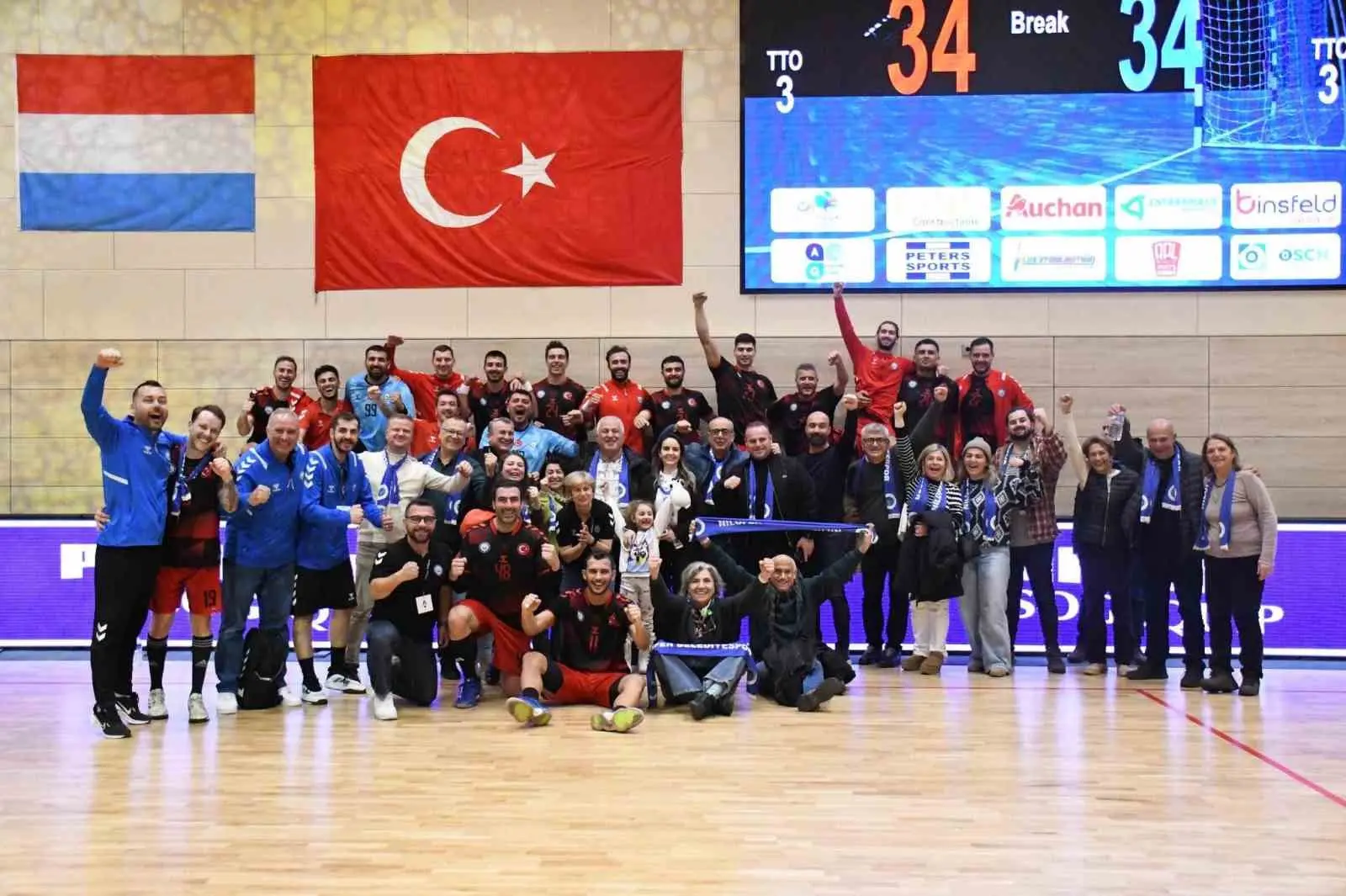 EHF Erkekler Avrupa Kupası’nda Türkiye’yi temsil eden Nilüfer Belediyespor, Lüksemburg