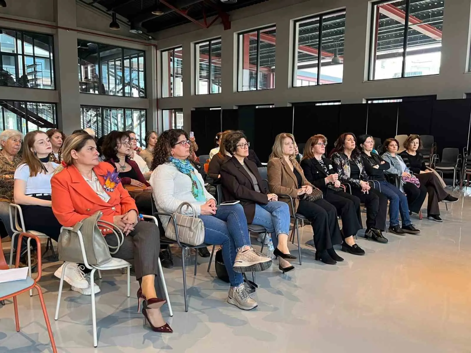 Nilüfer Belediyesi’nin ‘25 Kasım Kadına Yönelik Şiddetle Mücadele Günü’ kapsamında