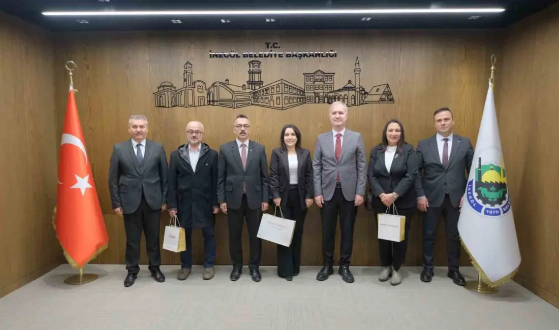 İnegöl Belediyesi’nin 24 Kasım Öğretmenler Günü kapsamında ’Öğretmenime teşekkürüm, doğaya