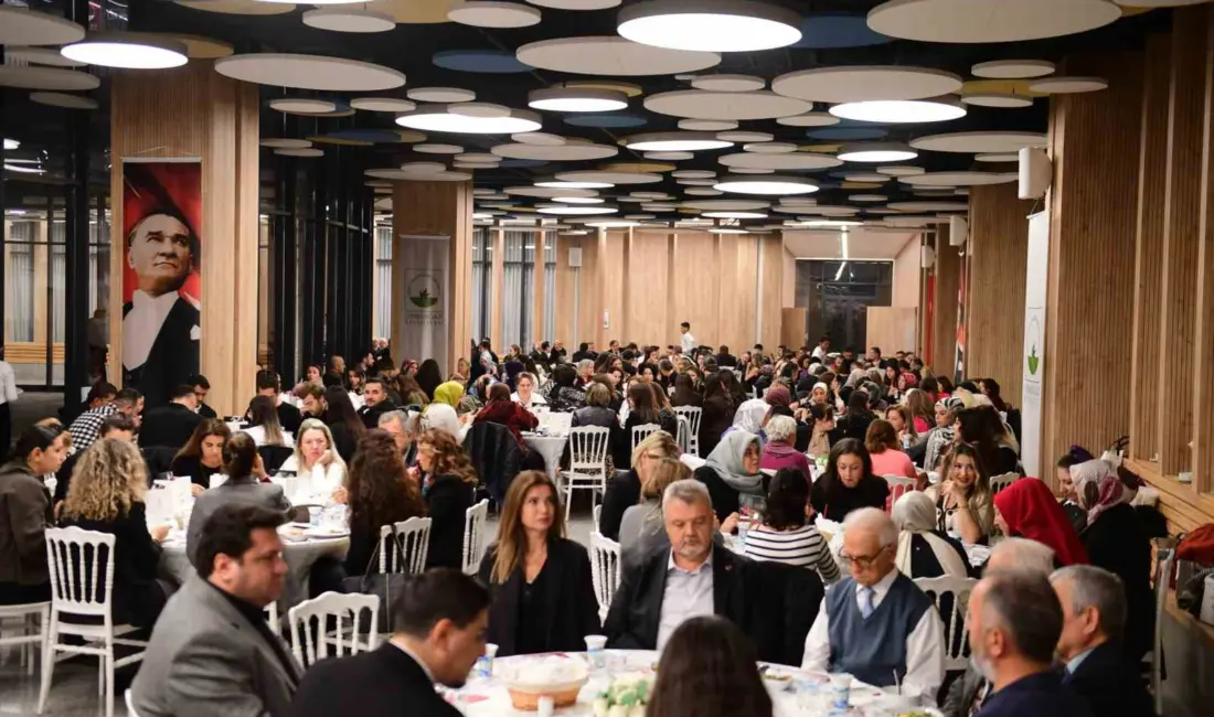 Osmangazi Belediyesi, 24 Kasım Öğretmenler Günü’nü özel etkinlikler ile kutladı.