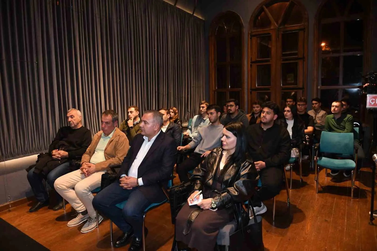 Osmangazi Belediyesi, gençlerin yenilikçi fikirlerini hayata geçirmelerine seçenek tanıyan projelere