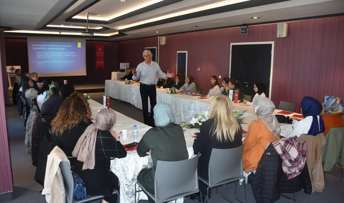 Hayat Hastanesi, sağlık alanında öncü çalışmalarının yanı sıra sağlık çalışanlarının