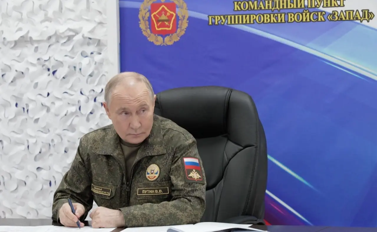 Rusya Genelkurmay Başkanı Valery Gerasimov, Ukrayna’nın kuzeydoğusundaki Kupiansk kentinin kontrolünü