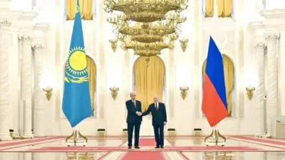 Kazakistan Cumhurbaşkanı Kasım Cömert Tokayev ve Rusya Devlet Başkanı Vladimir