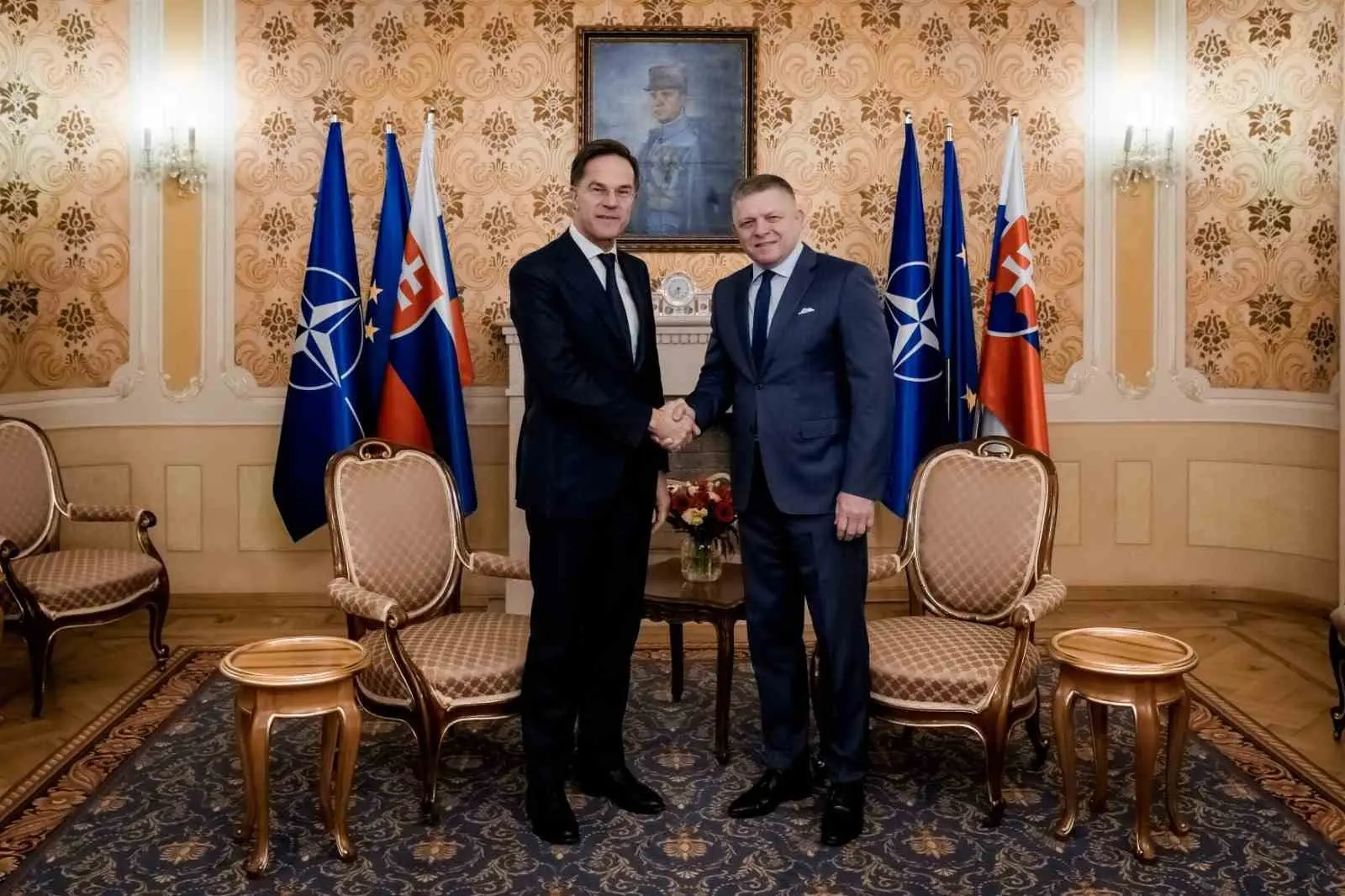 Slovakya Başbakanı Robert Fico, NATO’dan ittifakın doğu kanadında bulunan ülkesinin