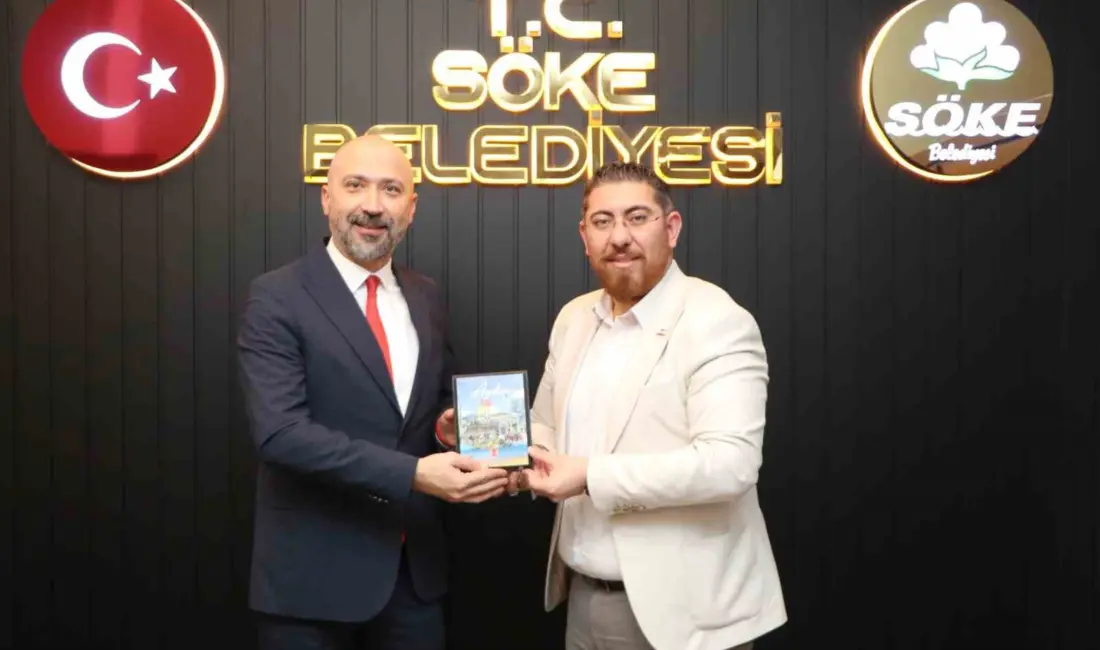Aydın Büyükşehir Gazeteciler Cemiyeti (ABGC) Başkanı Ümit Özmen ve yönetim