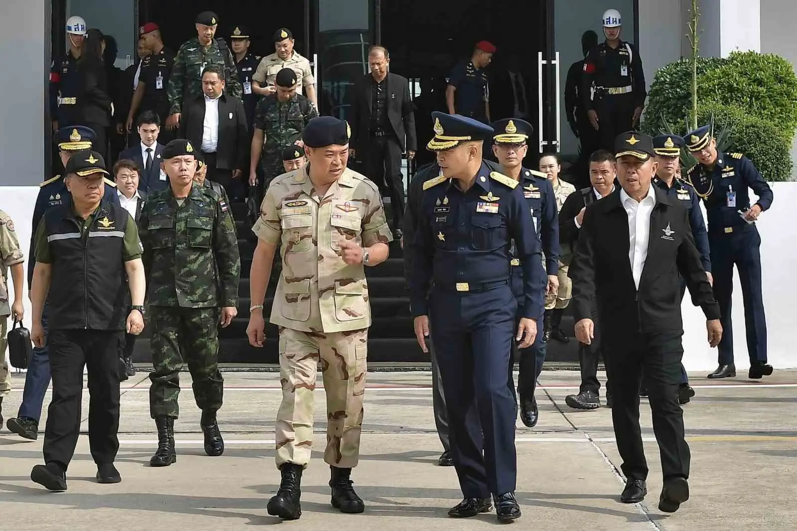 Tayland ile Kamboçya sınırında dün 2 askerin mayına basarak yaralanmasının