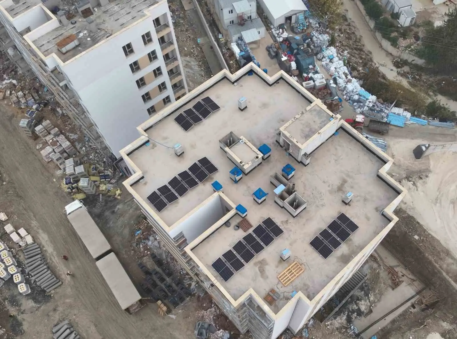 Hatay’da çatı tipi GES kurulumuna başlayan Tek Enerji bölgenin enerji