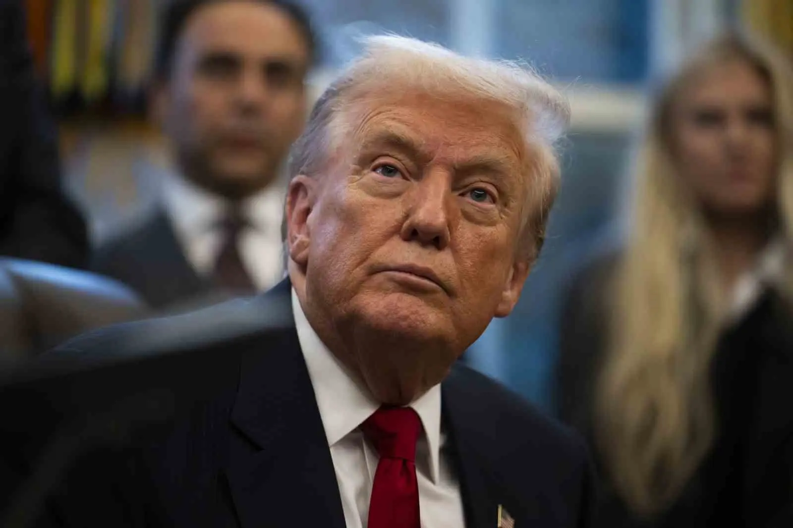 ABD Başkanı Donald Trump, Demokrat Partili siyasetçiler tarafından, cinsel istismar