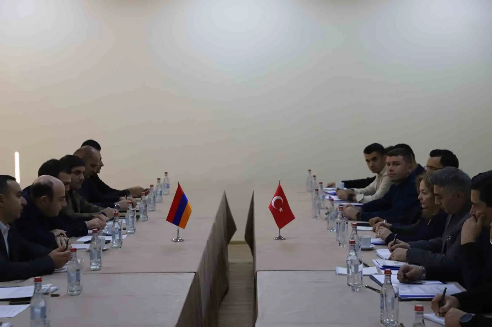 Dışişleri Bakanlığı, Türkiye ile Ermenistan arasında Kars-Gümrü demiryolunun rehabilitasyonu ve