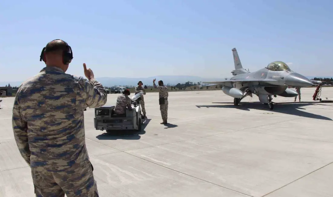 Gürcistan’da düşen Türk Hava Kuvvetleri’ne ait C-130 askeri kargo uçağında